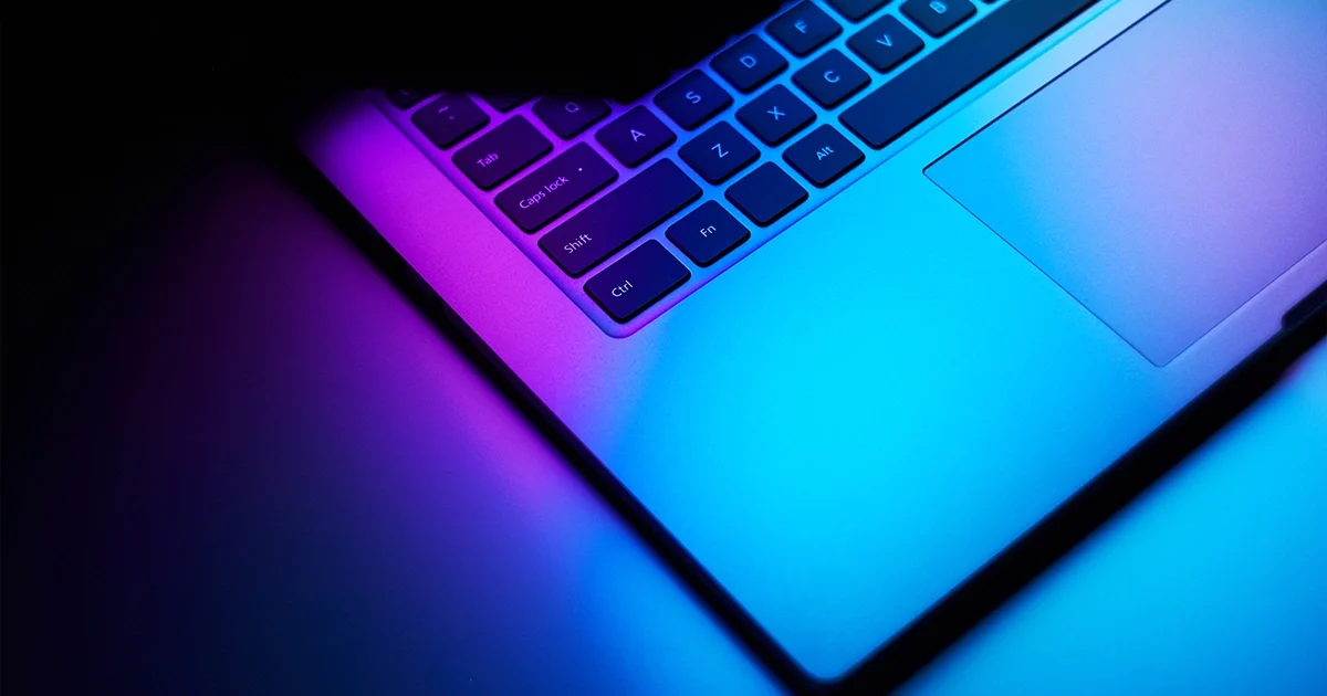 Laptop dla grafika komputerowego – poleasingowy sprzęt do Photoshopa i projektowania